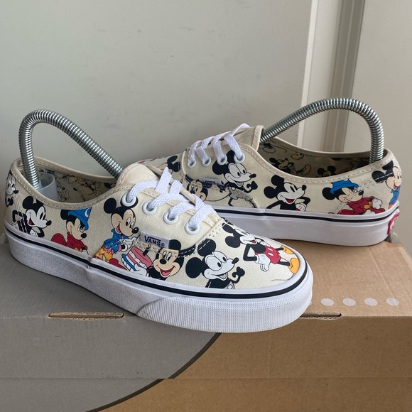 Vans Limited Edition x Disney Mickey Mouse 90th Birthday - M 5- W 6.5 - Picture 5 of 16